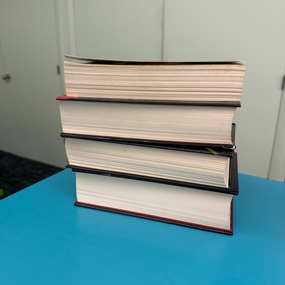 Twilight Saga Book Set Stephenie Meyer 4 Books Bella Team Edward Jacob Novel - Picture 7 of 12